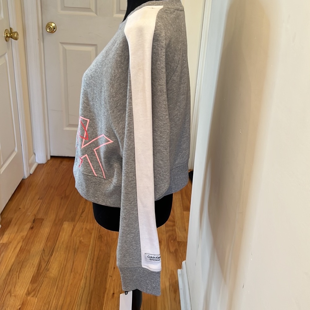Calvin Klein Performance Sweatshirt - Picture 4 of 9